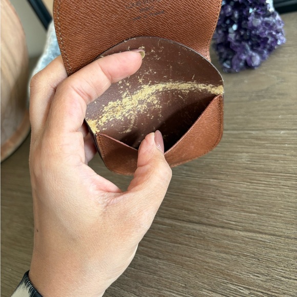 Louis Vuitton Monogram Coin Purse FINAL PRICE - Picture 9 of 12